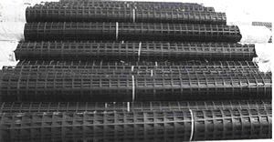 钢塑复合土工格栅 现代工程中的多功能增强材料